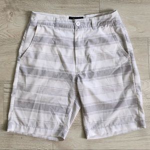 Men’s CSG white & gray Stripe Hybrid Golf Shorts